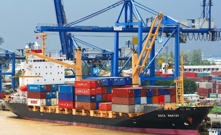 Kolkata Port reports 45 pc growth in cargo handling in April, highest among all major ports of India